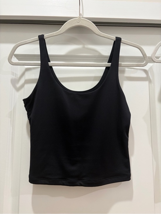 Abercrombie & Fitch Tops - Abercrombie & Fitch Sleek Seamless Scoopneck Cami in black